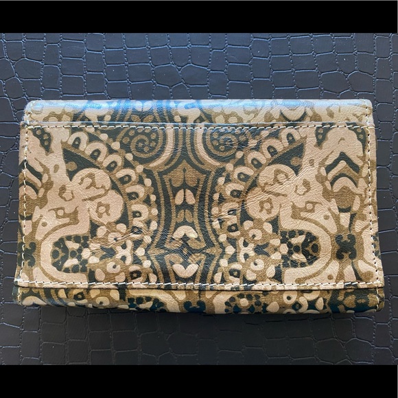 Patricia Nash Alava Wallet in Folklore - Picture 3 of 7
